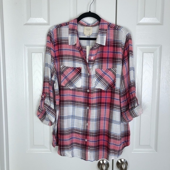 New Francesca’s Deb Plaid Button Down Top - Picture 2 of 9